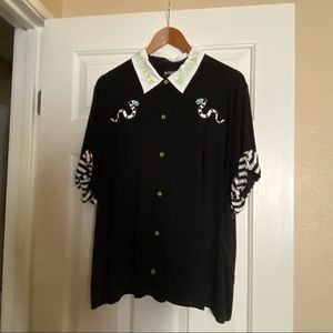 Hot topic beetle juice button up